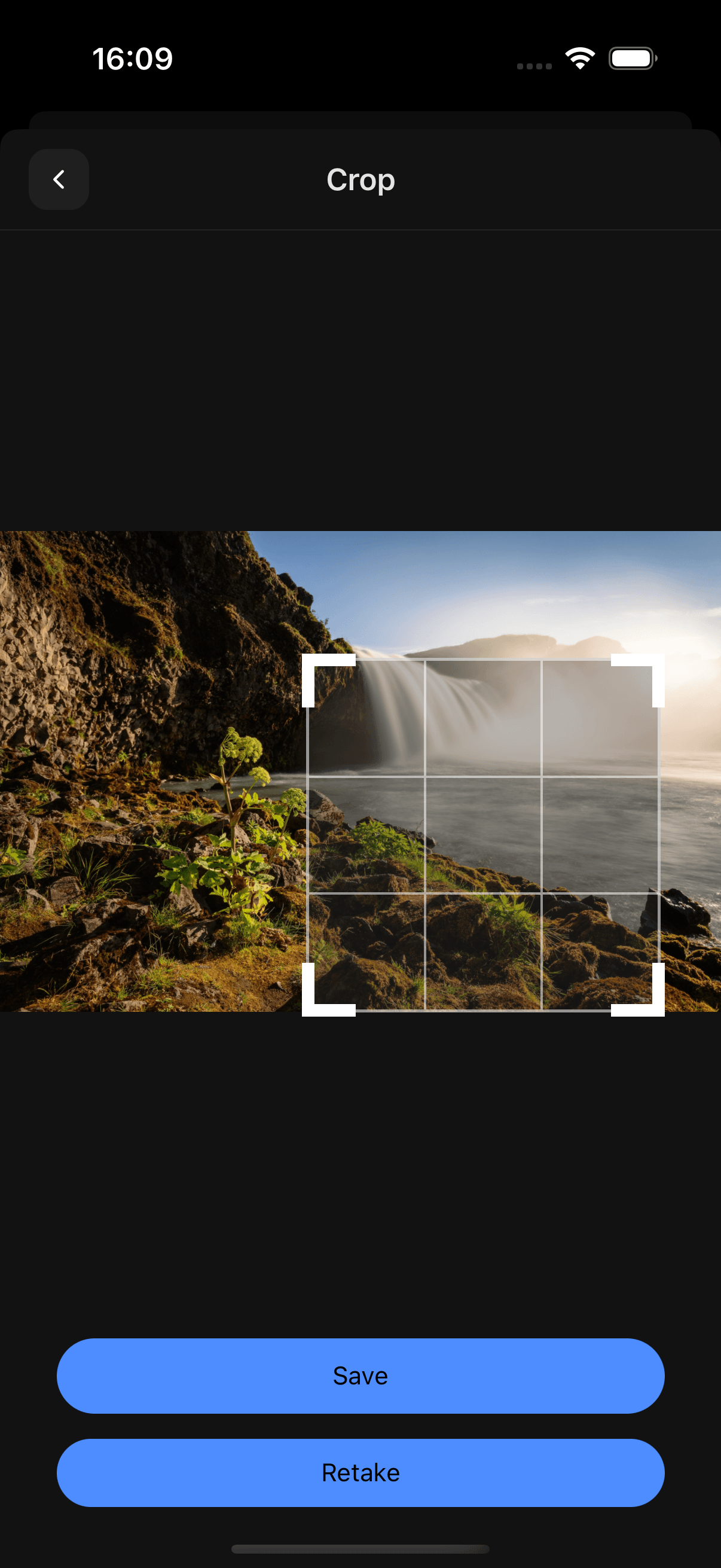 Avatar image cropping screen